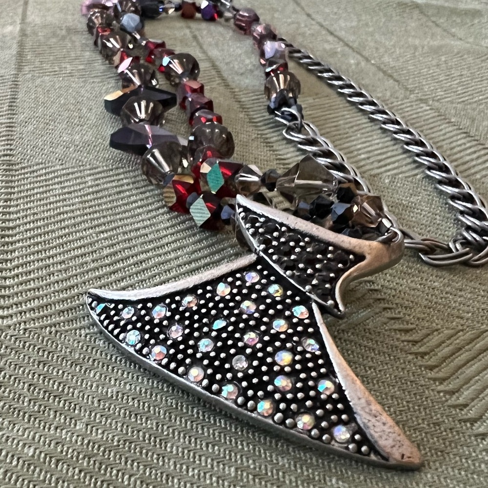 Colorful crystal necklace with pendant
